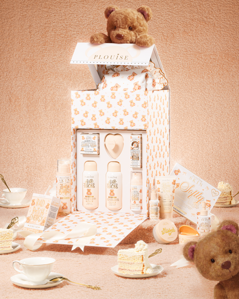 P.Louise Get Unteddy With Me Full Collection PR Box Gift Set with teddy bears and tea on a beige background