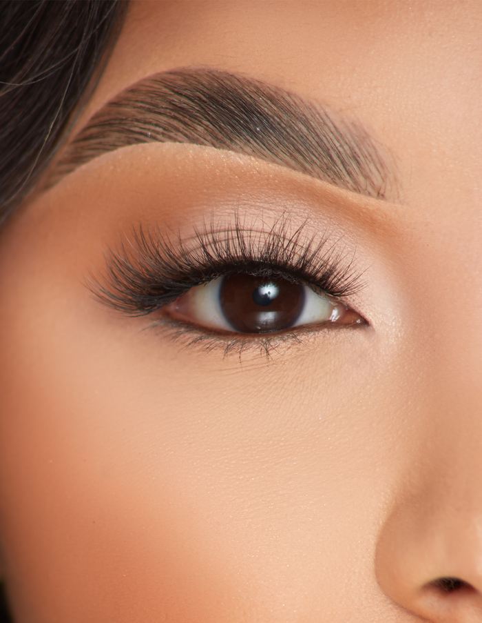 Beaming Bliss False Lashes