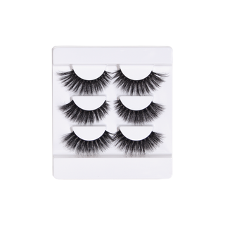 P.Louise x Mikayla - Walking In A Wispy Wonderland Lash Set - Volume 2