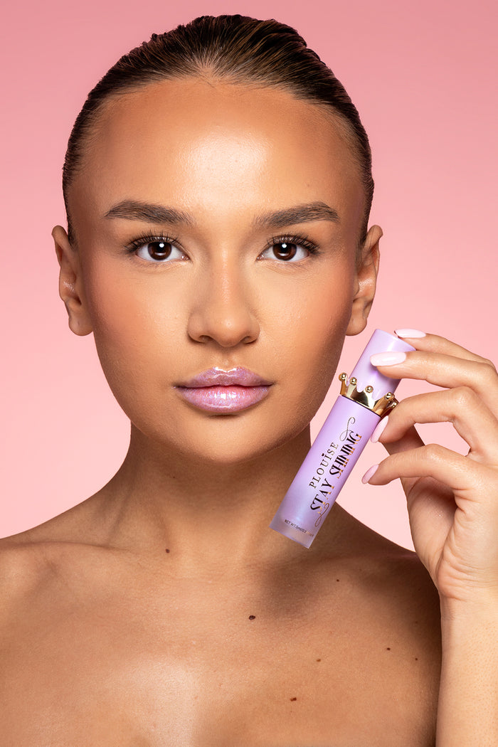 P.Louise Stay Shining Shimmer Lip Oil Rainbow Sherbet Model