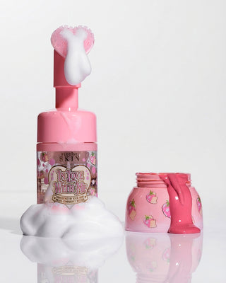 It Was The Night Before Christmas Skincare Set